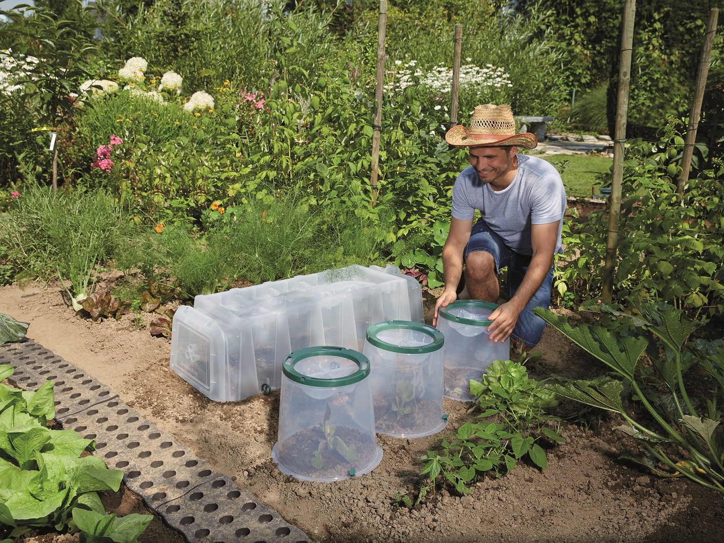 Produits d'aménagement du jardin GARANTIA