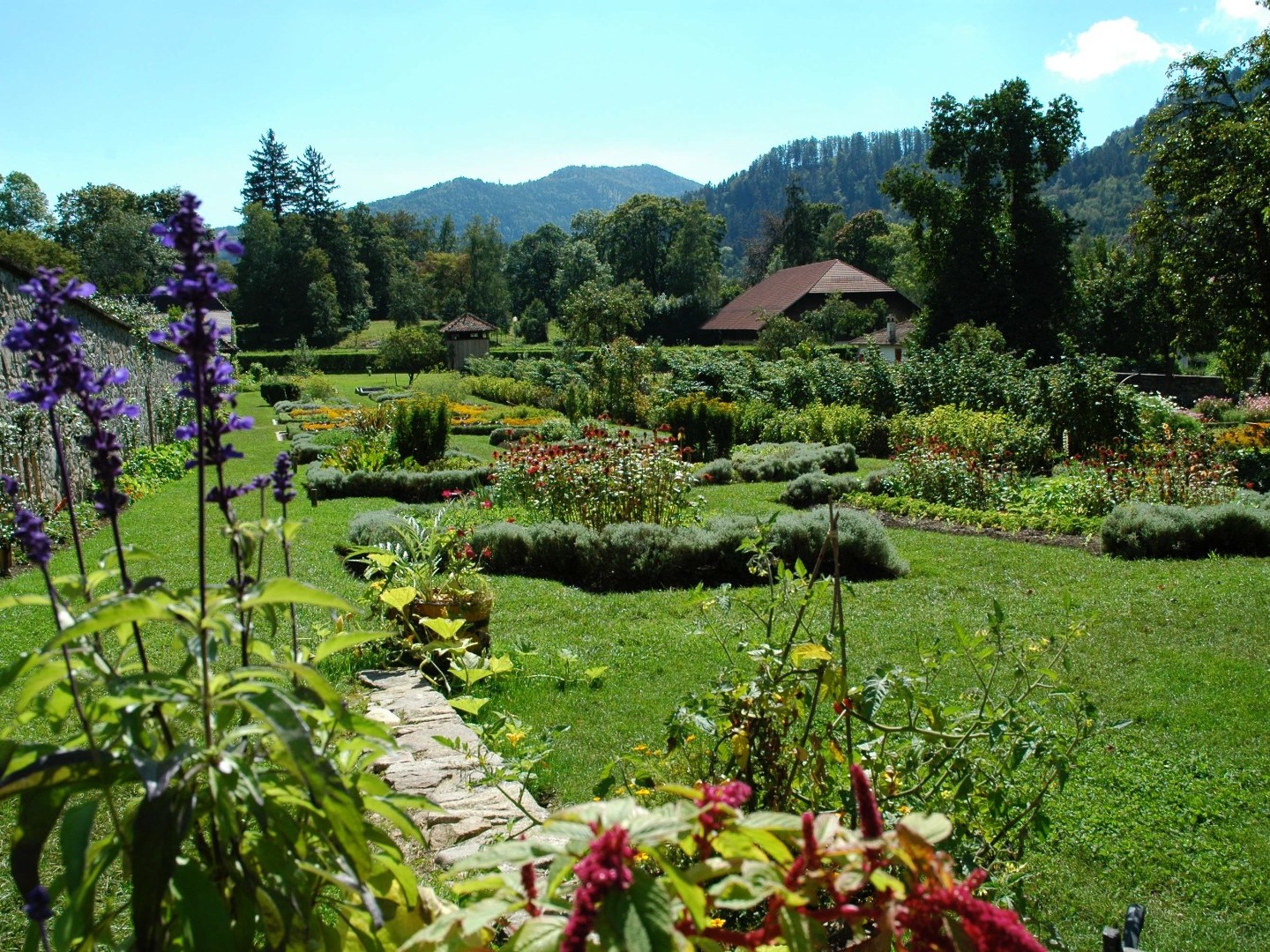 Parc De Wesserling Ecomusee Textile Beaux Jardins Et Potagers