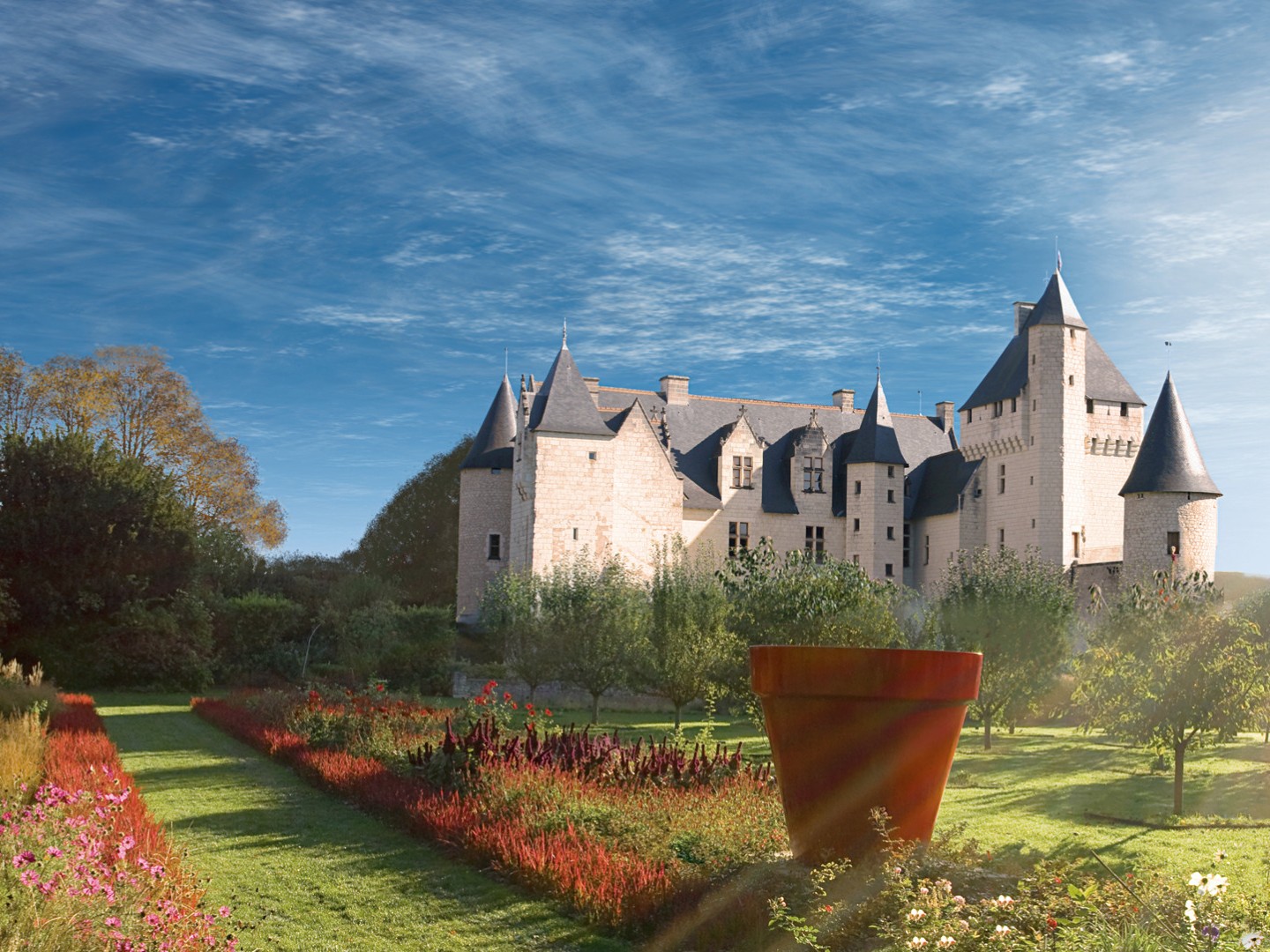 Les fleurs d'automne du château du Rivau : un festival de couleurs !