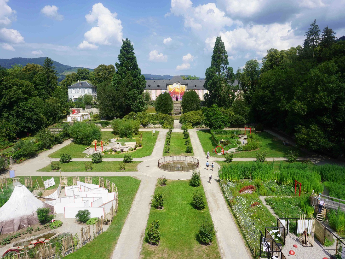 Les Jardins poétiques de la petite Poucette