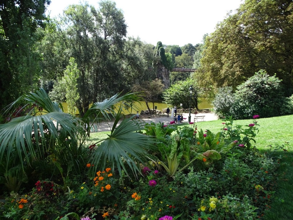 Grand village de la Fête des jardins au parc des Buttes-Chaumont